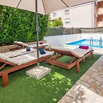 アパート Bruno's Pool House Ciovo
