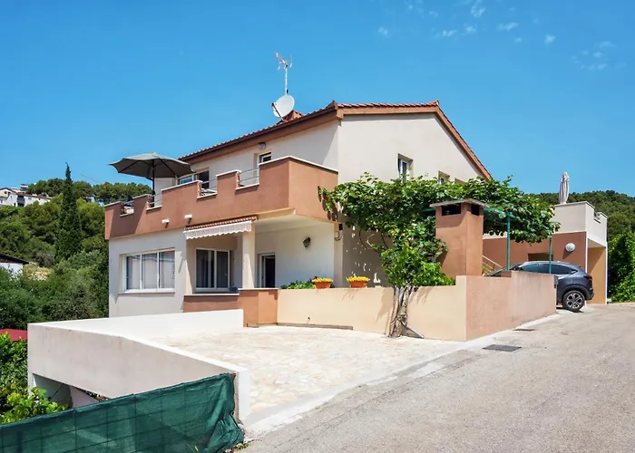 Bruno'S Pool House Ciovo * טרוגיר