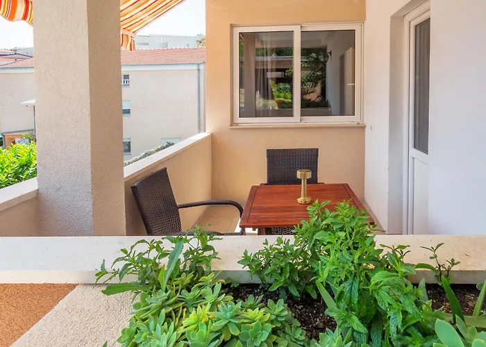 Bruno'S Pool House Ciovo Appartement *