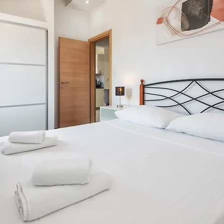 Bruno'S Pool House Ciovo Apartman Trogir