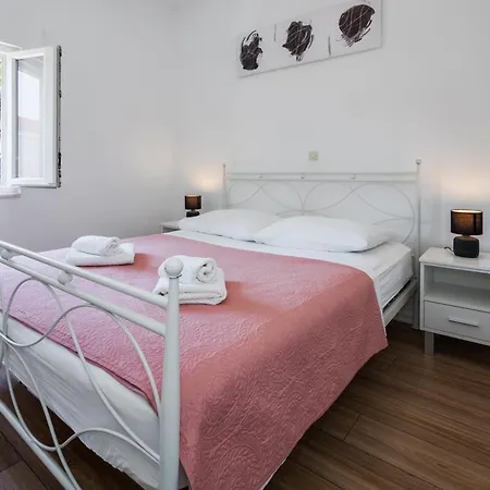 Bruno'S Pool House Ciovo Trogir