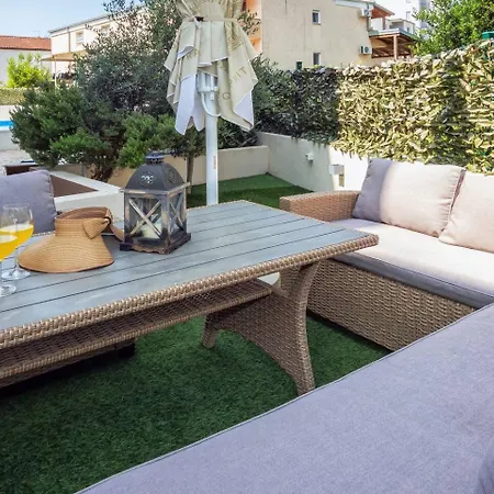 Bruno's Pool House Ciovo * Trogir