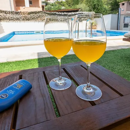 Bruno's Pool House Ciovo Apartamento
