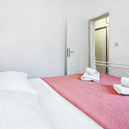 Bruno's Pool House Ciovo * Trogir
