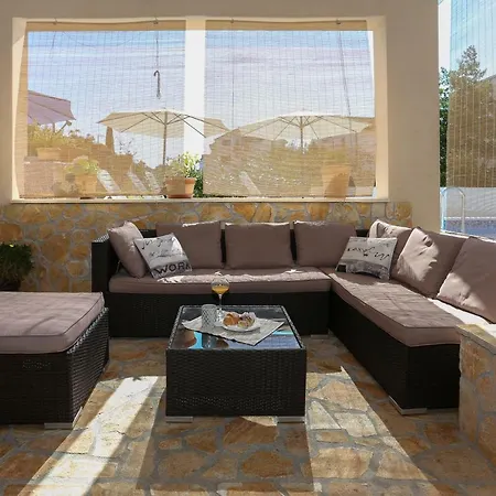 Bruno'S Pool House Ciovo Apartman *